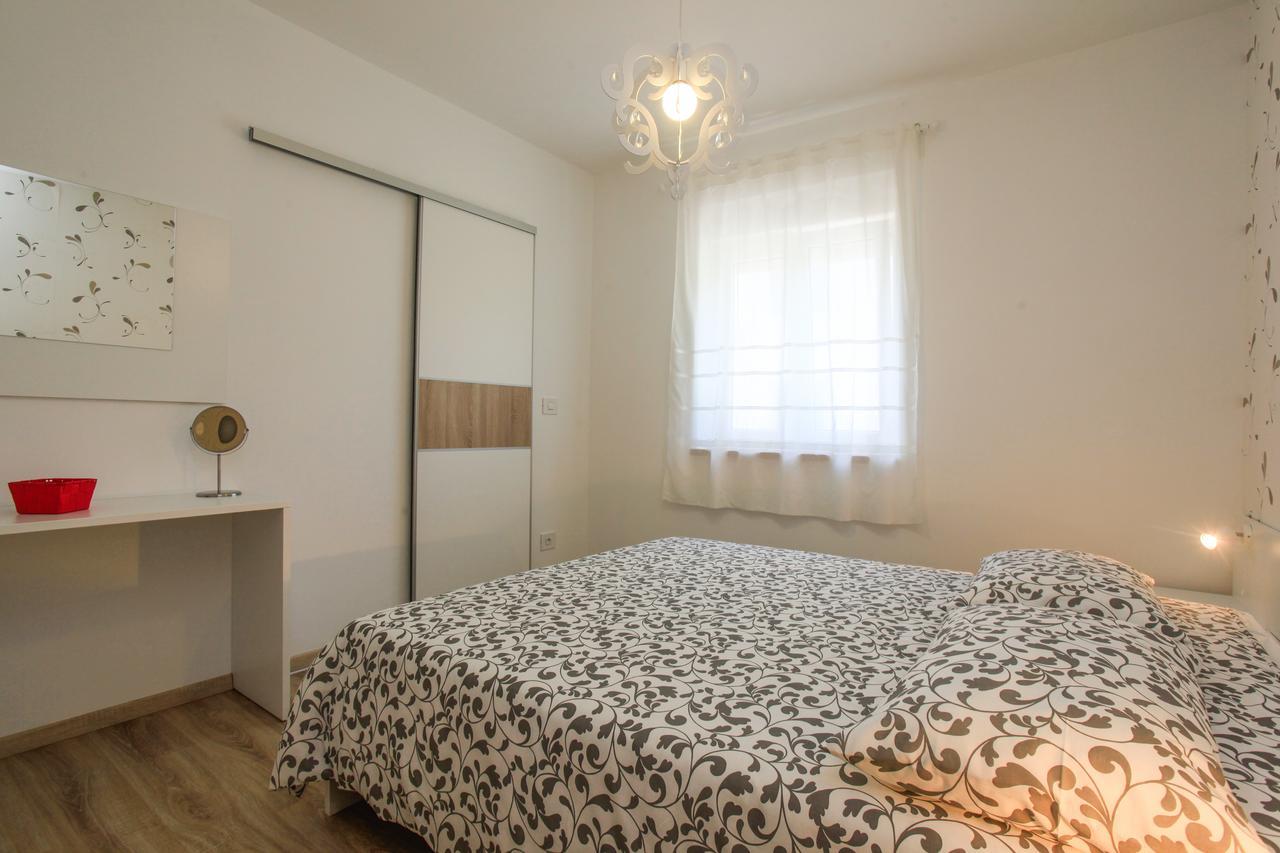 Apartments Fiora 프레멘투라 외부 사진